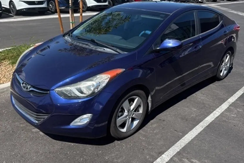 2013 Hyundai Elantra GLS photo 1