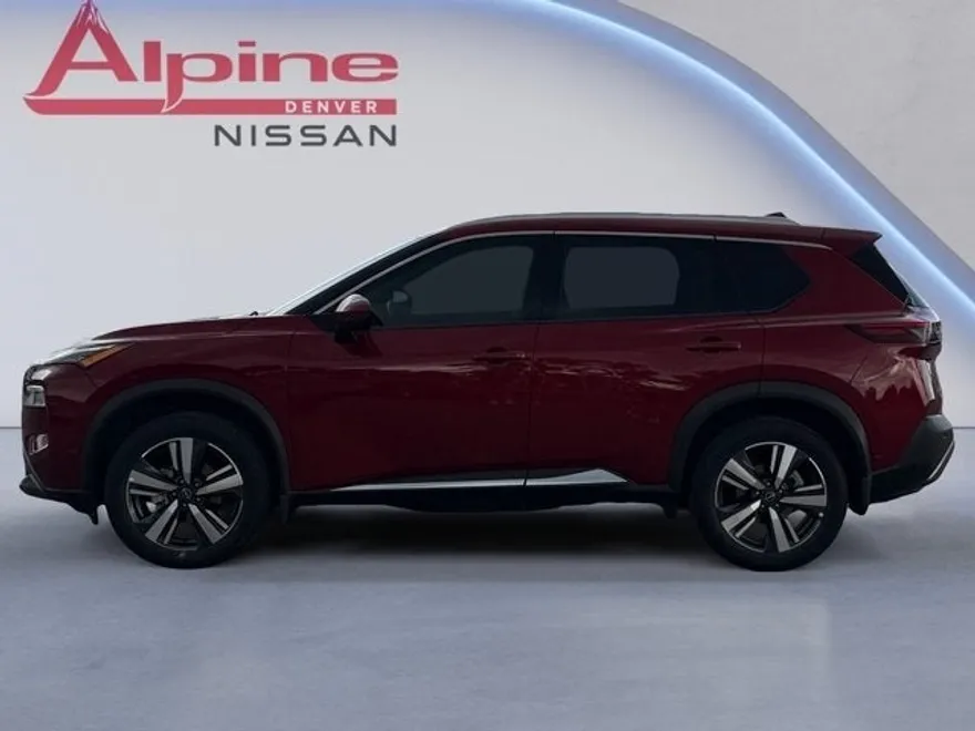 2022 Nissan Rogue SL photo 1