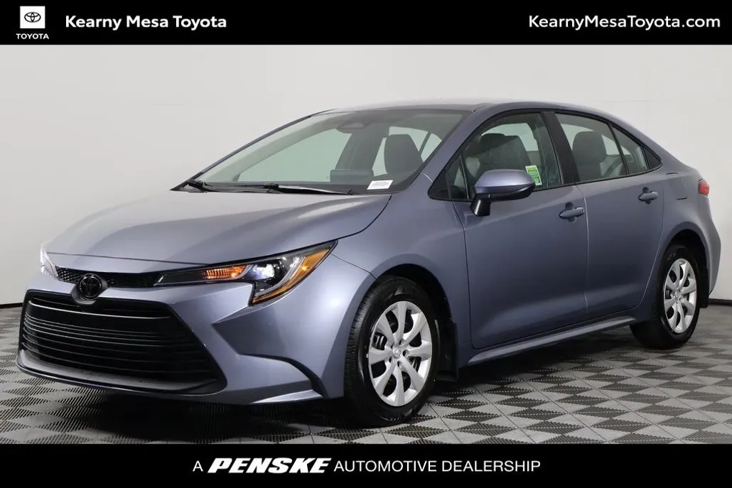 2025 Toyota Corolla LE photo 1