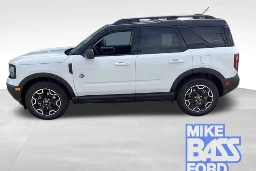 2025 Ford Bronco Sport Outer Banks photo 1