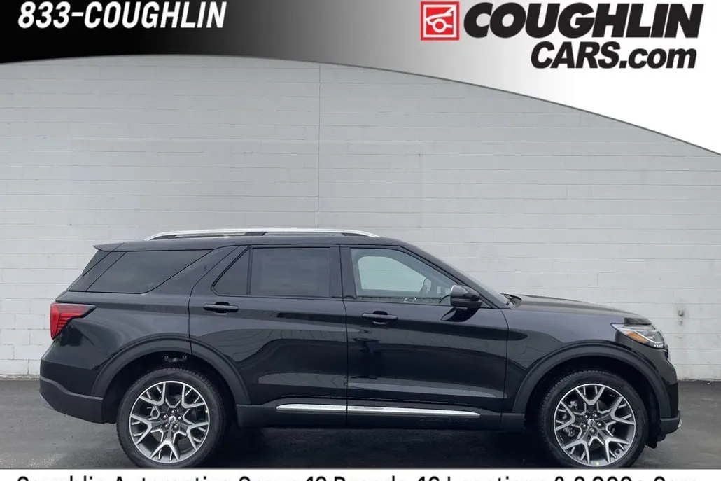 2025 Ford Explorer Platinum photo 1