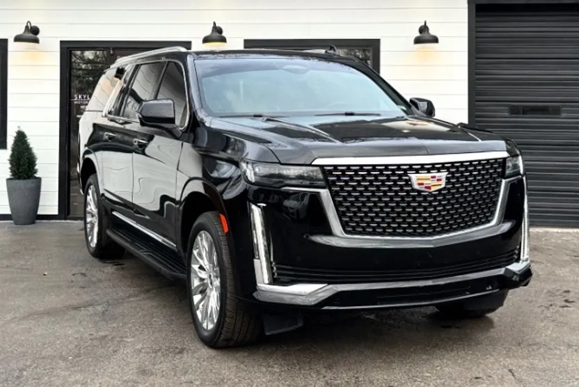 2022 Cadillac Escalade ESV Premium Luxury photo 1
