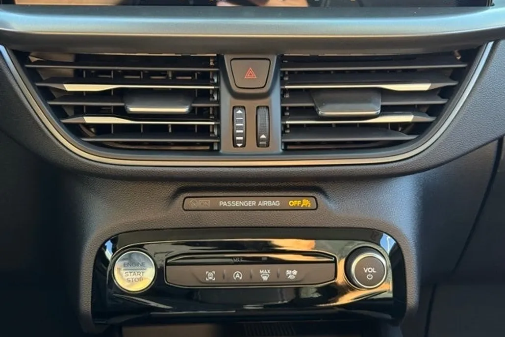2025 Ford Escape Active photo 1