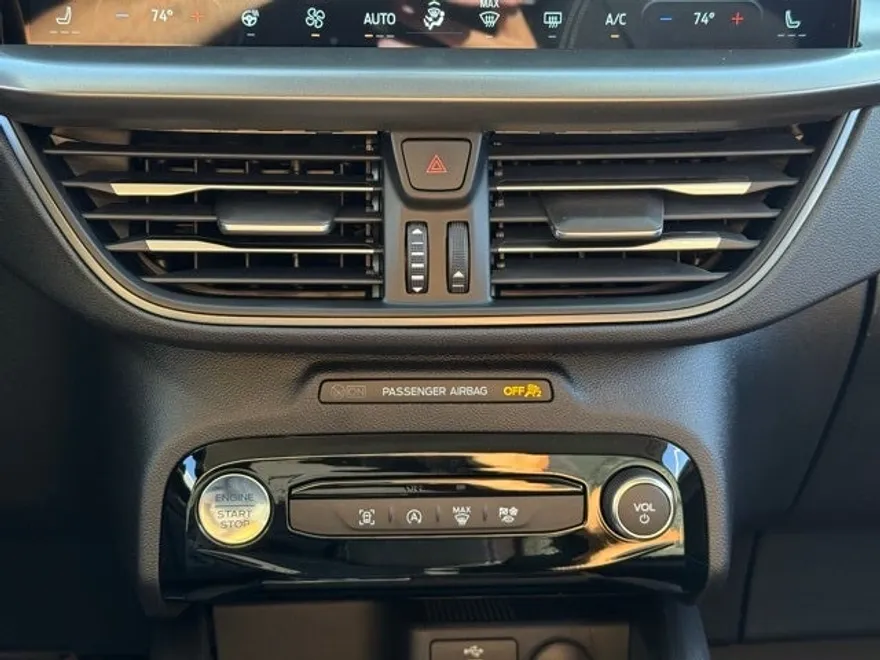 2025 Ford Escape Active photo 1