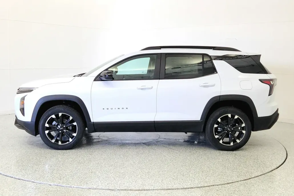 2026 Chevrolet Equinox RS photo 1