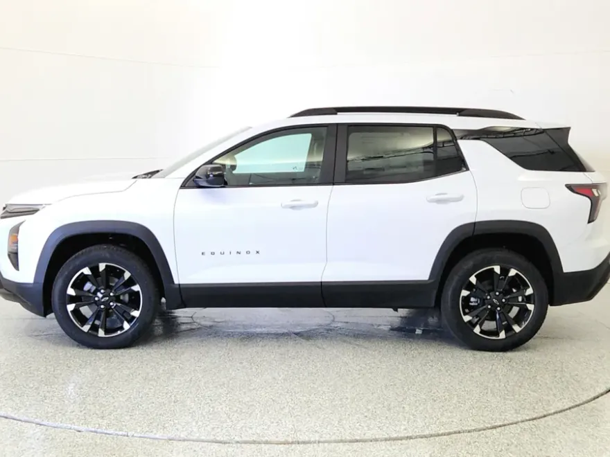 2026 Chevrolet Equinox RS photo 1