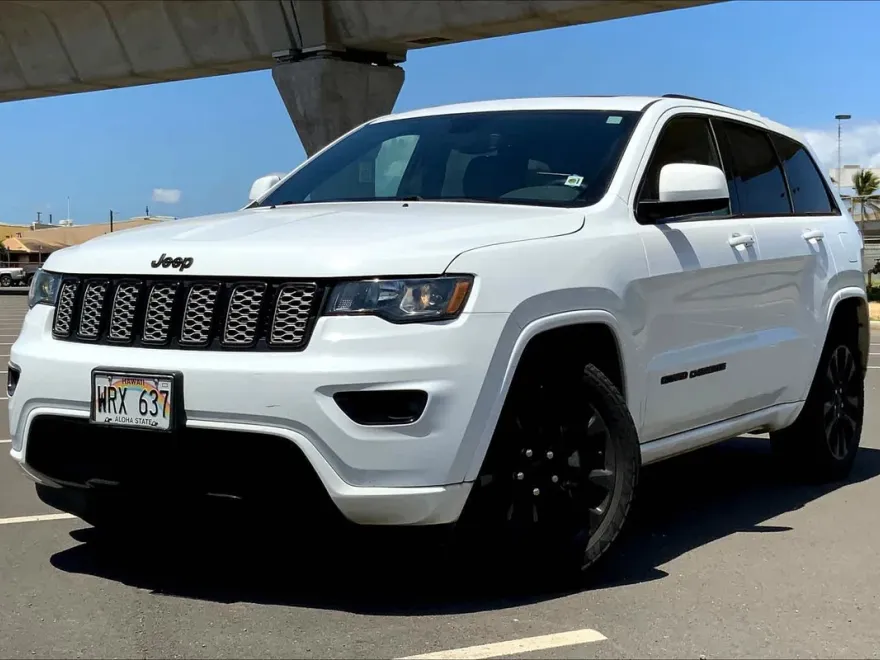 2018 Jeep Grand Cherokee Laredo photo 1