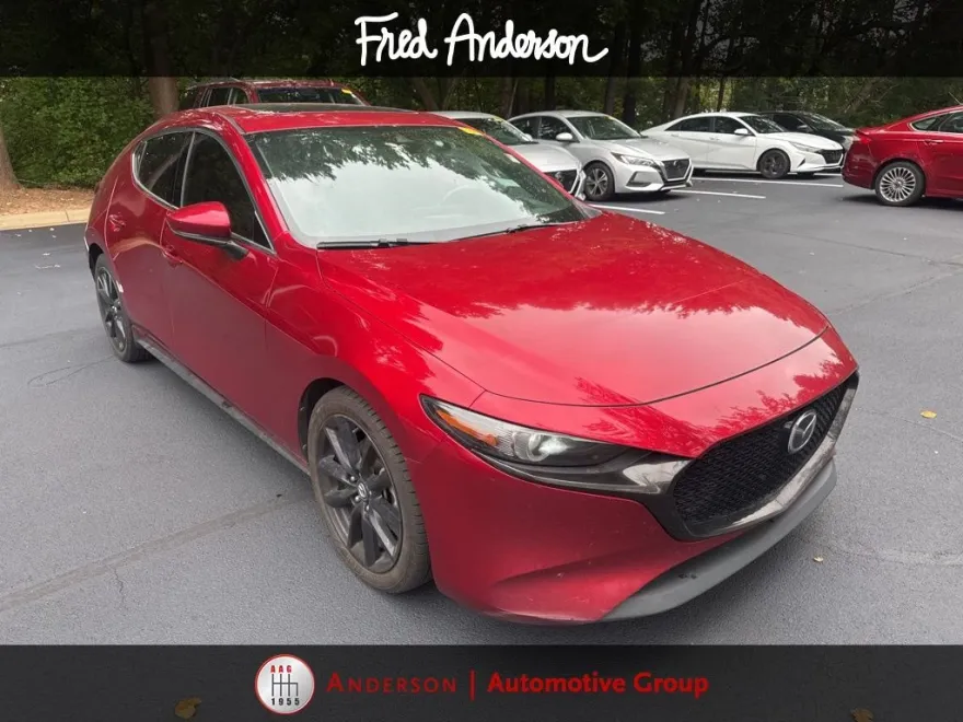 2019 Mazda Mazda3 Premium Hatchback photo 1