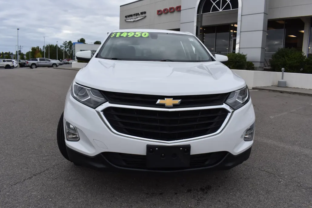 2019 Chevrolet Equinox LT photo 1
