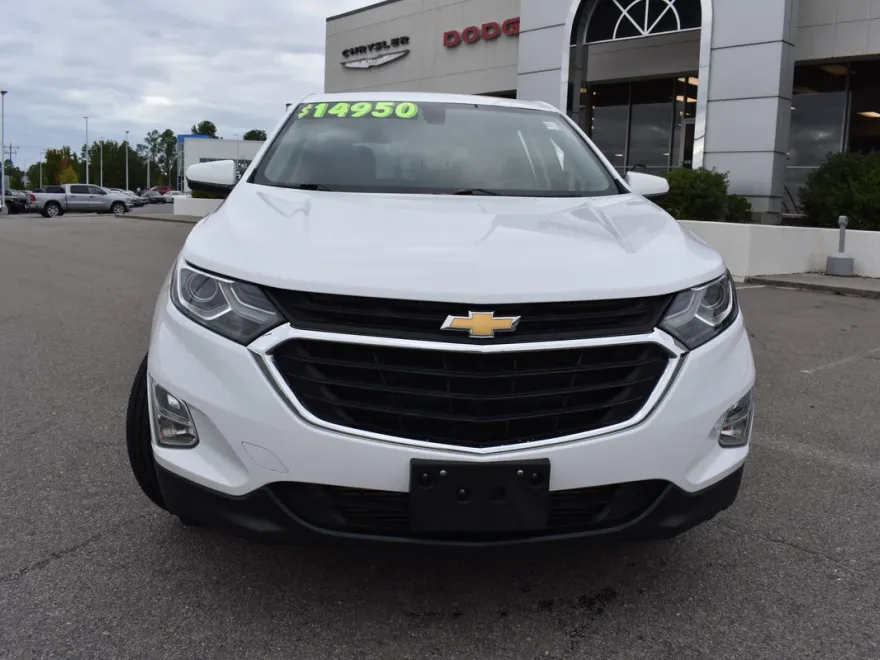 2019 Chevrolet Equinox LT photo 1