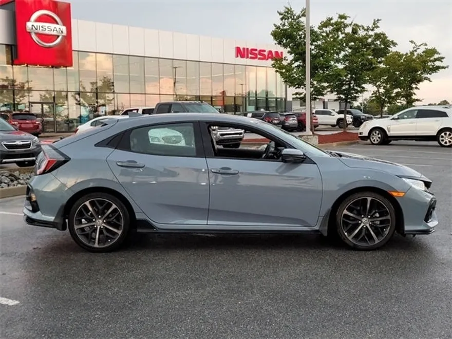 2021 Honda Civic Hatchback Sport Touring photo 1