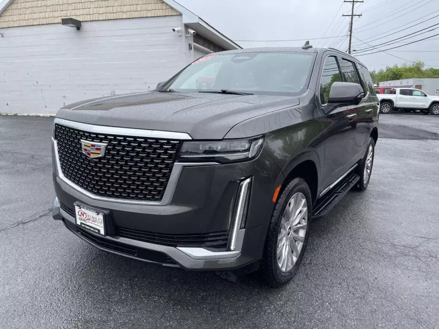 2021 Cadillac Escalade Premium Luxury photo 1