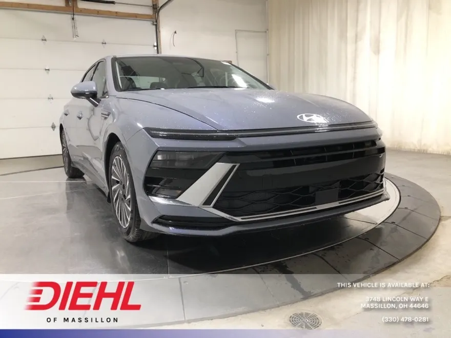 2025 Hyundai Sonata Hybrid SEL photo 1
