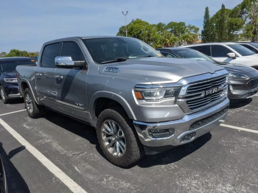 2019 Ram 1500 Laramie photo 1