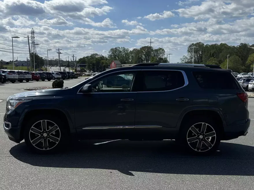 2019 Gmc Acadia Denali photo 1
