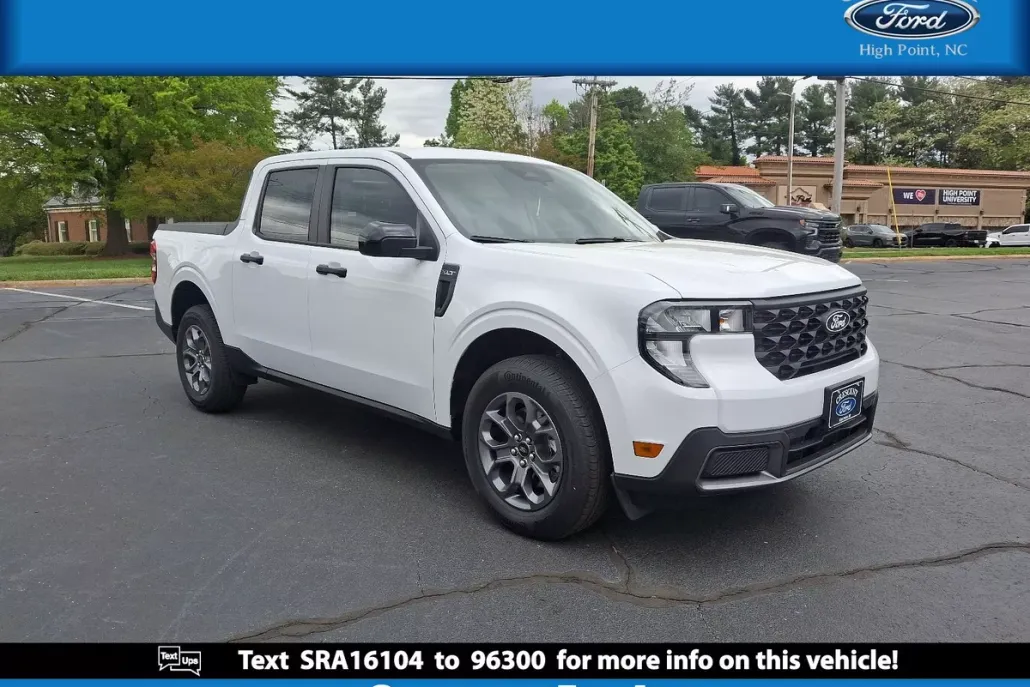 2025 Ford Maverick XLT photo 1