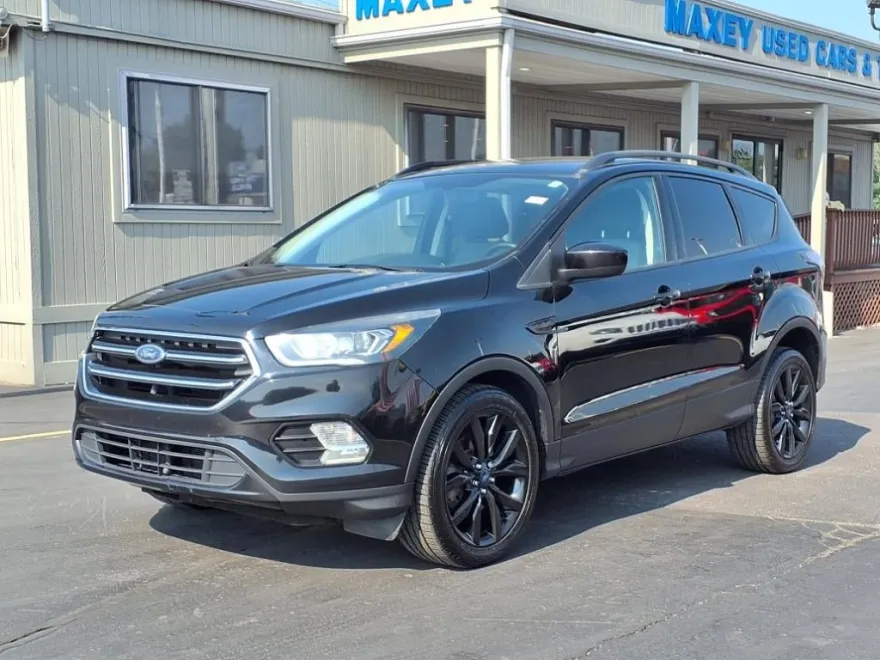 2017 Ford Escape SE photo 1