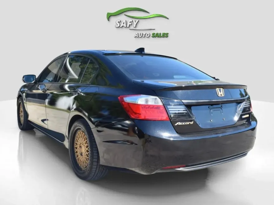2014 Honda Accord Hybrid EX-L photo 1