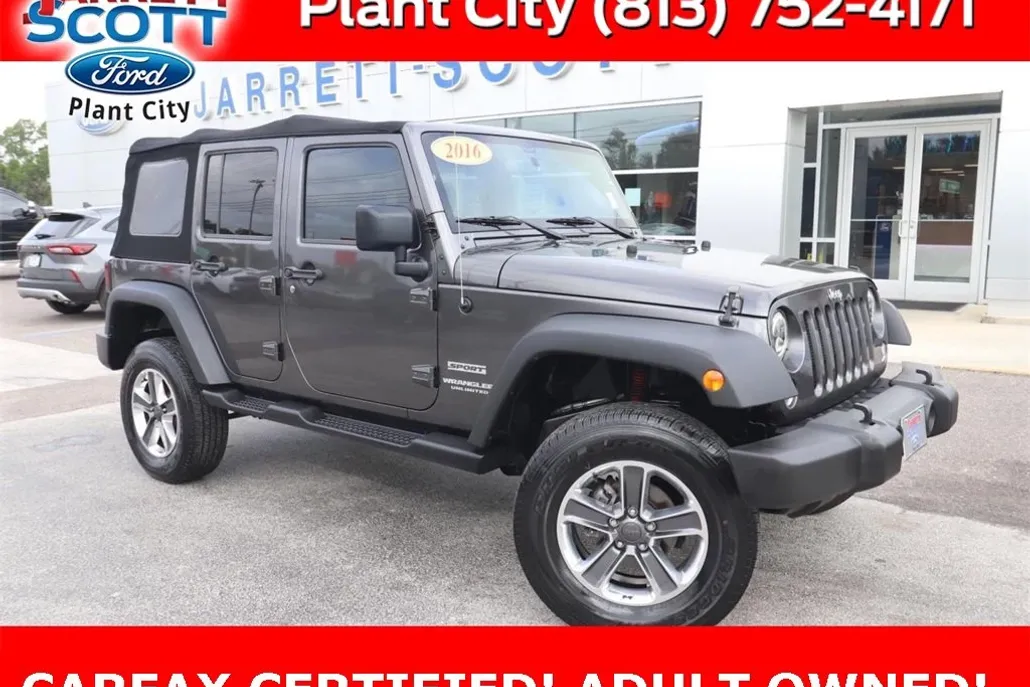 2016 Jeep Wrangler Unlimited Sport photo 1