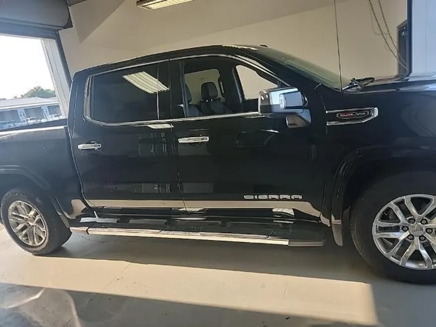 2021 Gmc Sierra 1500 SLT photo 1