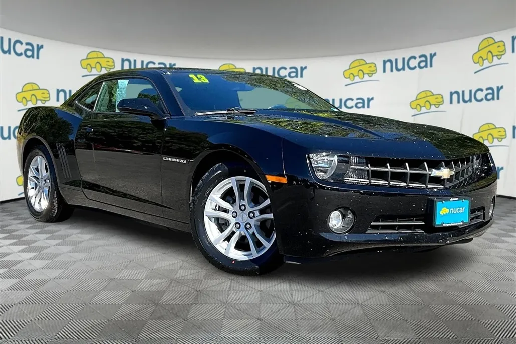 2013 Chevrolet Camaro 1LT photo 1