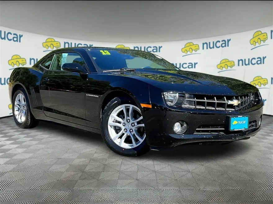 2013 Chevrolet Camaro 1LT photo 1