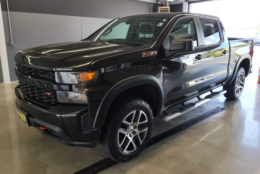 2020 Chevrolet Silverado 1500 Custom Trail Boss photo 1