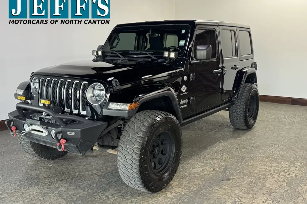2021 Jeep Wrangler Unlimited Sahara photo 1