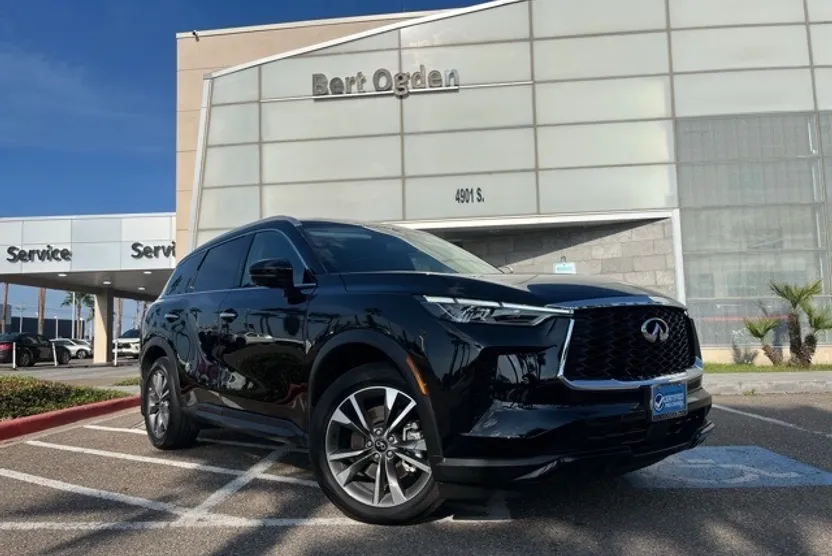 2025 Infiniti QX60 Luxe photo 1