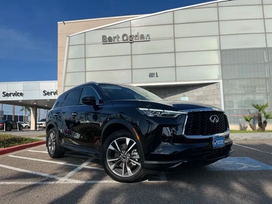 2025 Infiniti QX60 Luxe photo 1