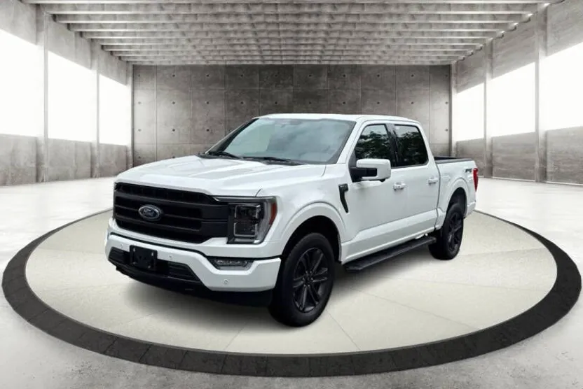 2023 Ford F-150 Lariat photo 1