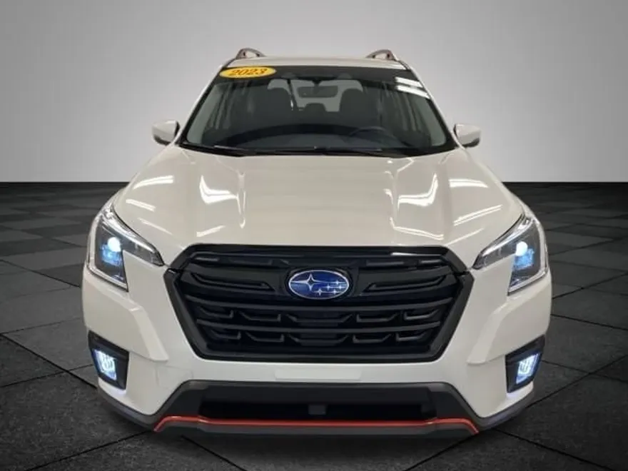2023 Subaru Forester Sport photo 1
