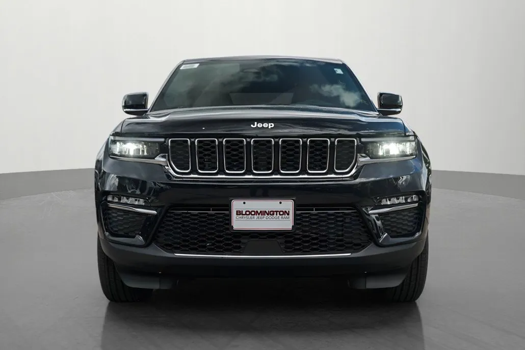 2025 Jeep Grand Cherokee Limited photo 1