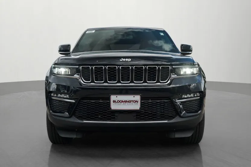 2025 Jeep Grand Cherokee Limited photo 1