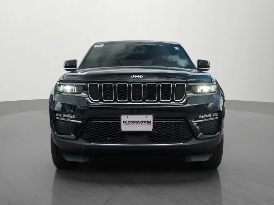 2025 Jeep Grand Cherokee Limited photo 1