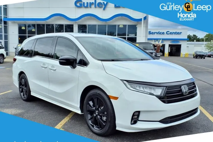 2023 Honda Odyssey Sport photo 1