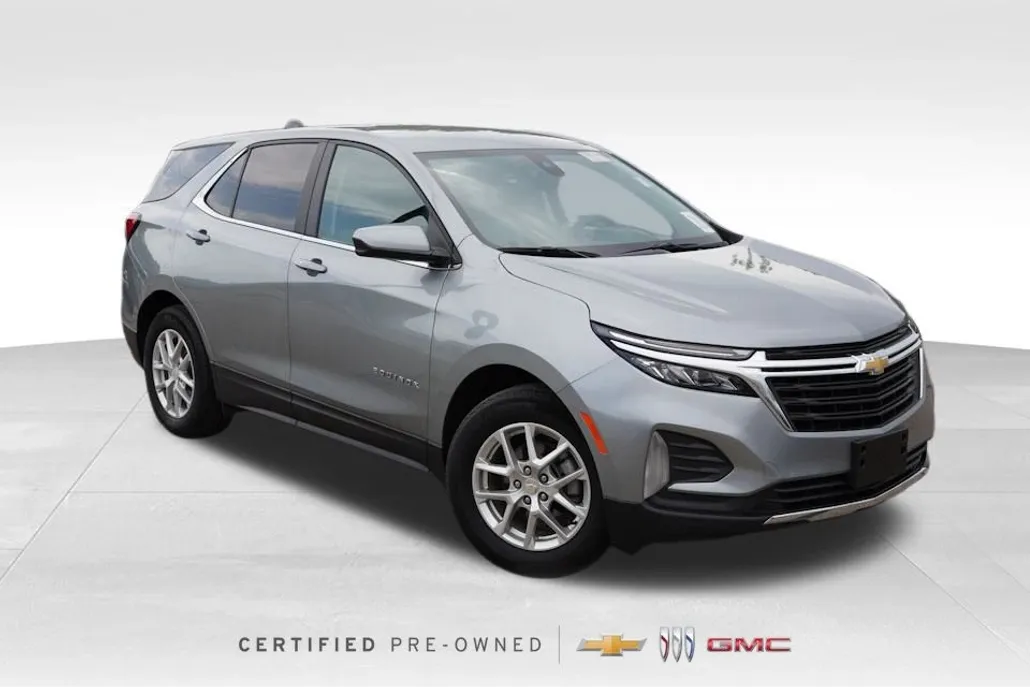 2023 Chevrolet Equinox LT photo 1