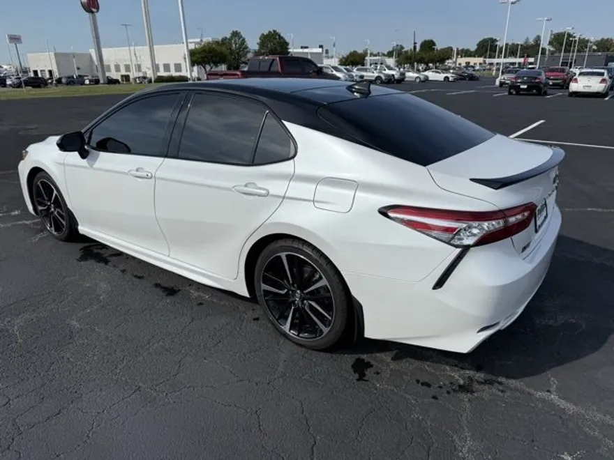 2020 Toyota Camry XSE photo 1