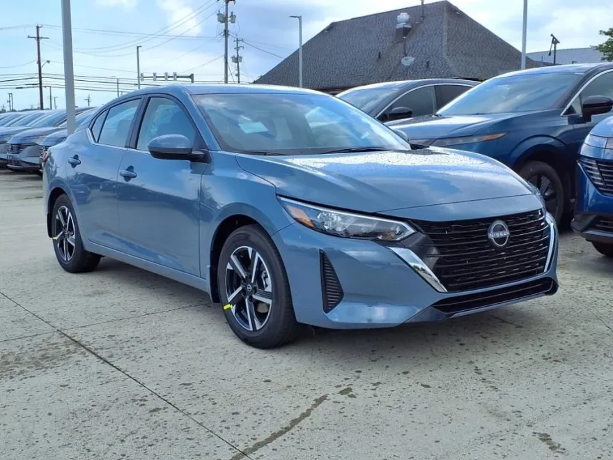 2025 Nissan Sentra SV photo 1