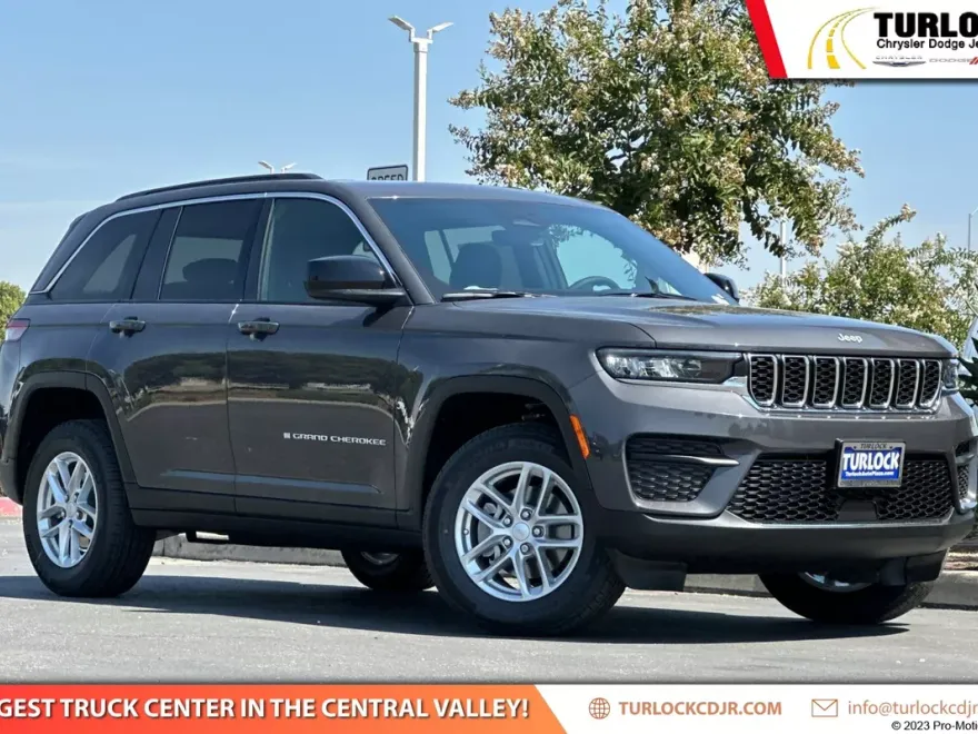 2025 Jeep Grand Cherokee Laredo X photo 1