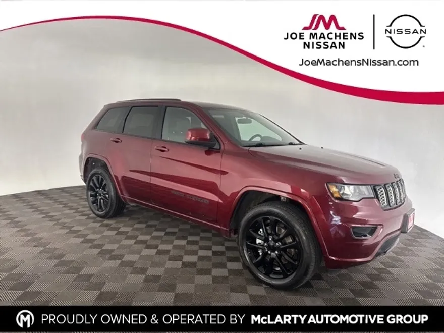 2021 Jeep Grand Cherokee Laredo X photo 1
