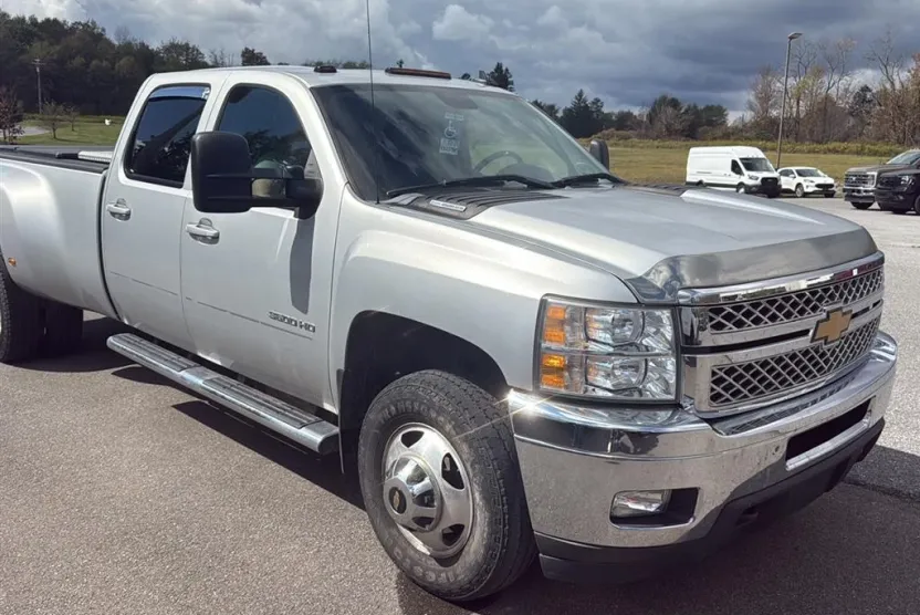 2014 Chevrolet Silverado 3500HD LTZ photo 1