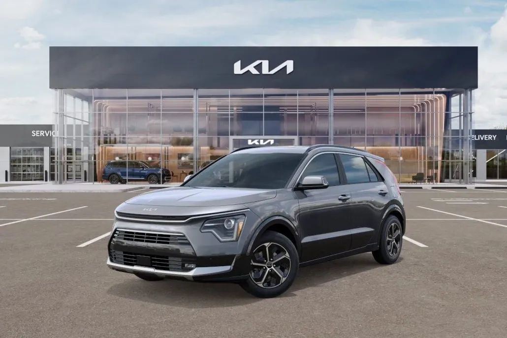 2025 Kia Niro SX photo 1