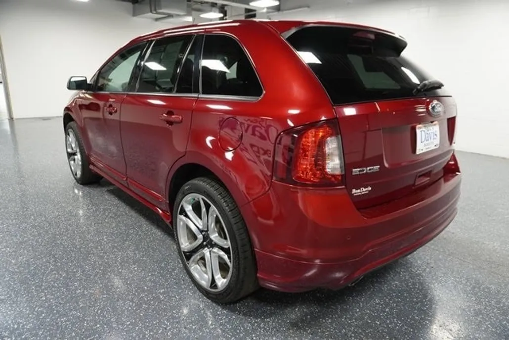 2014 Ford Edge Sport photo 1