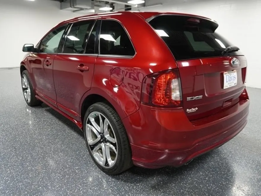 2014 Ford Edge Sport photo 1