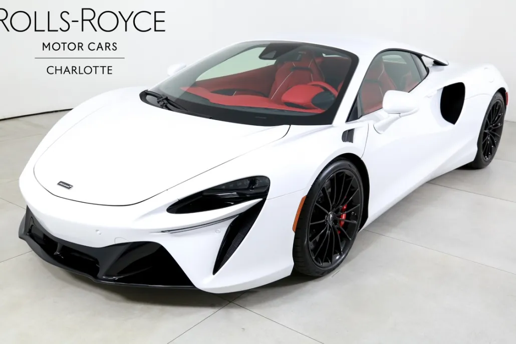 2025 Mclaren ARTURA photo 1