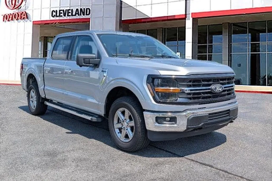 2024 Ford F-150 XLT photo 1