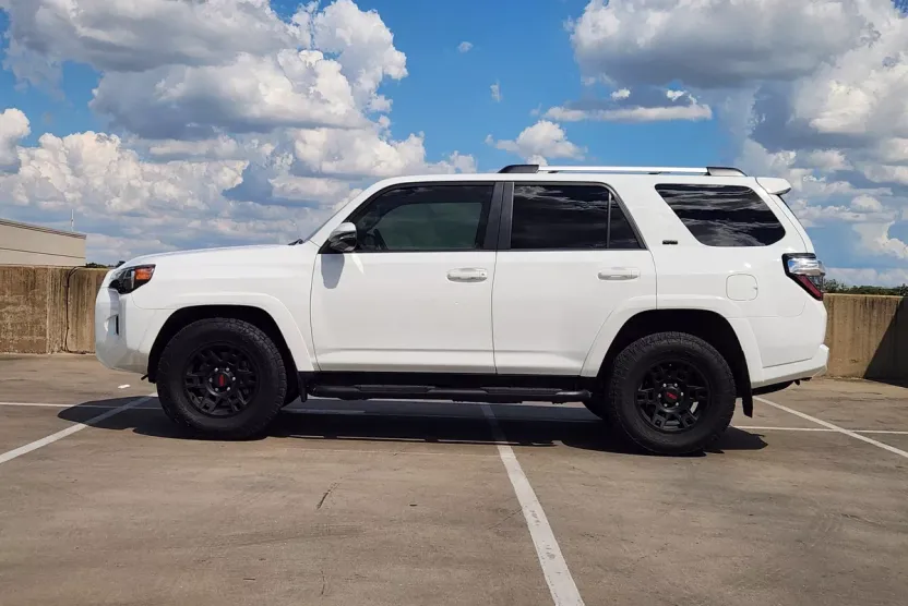 2022 Toyota 4Runner SR5 Premium photo 1