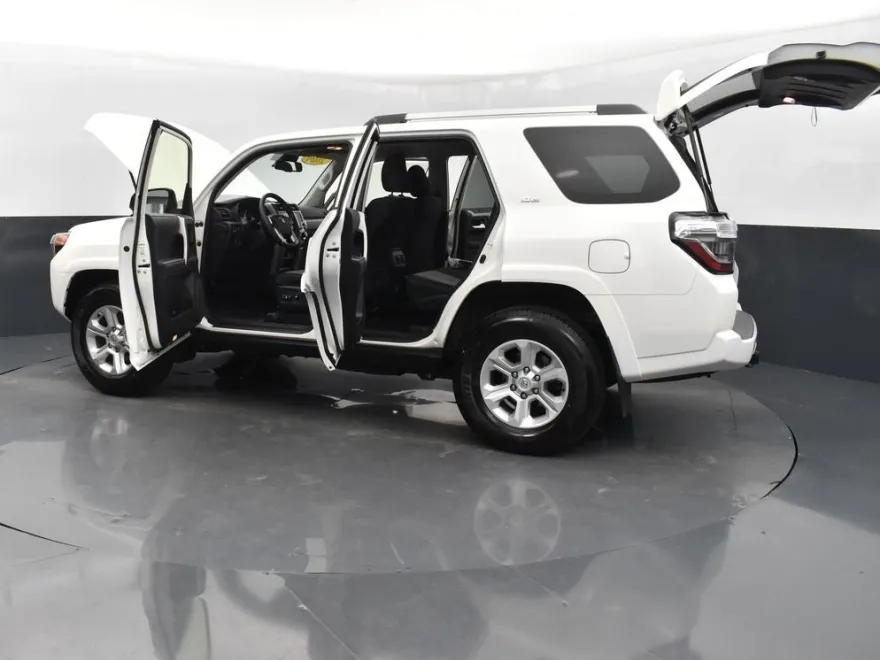 2024 Toyota 4Runner SR5 photo 54