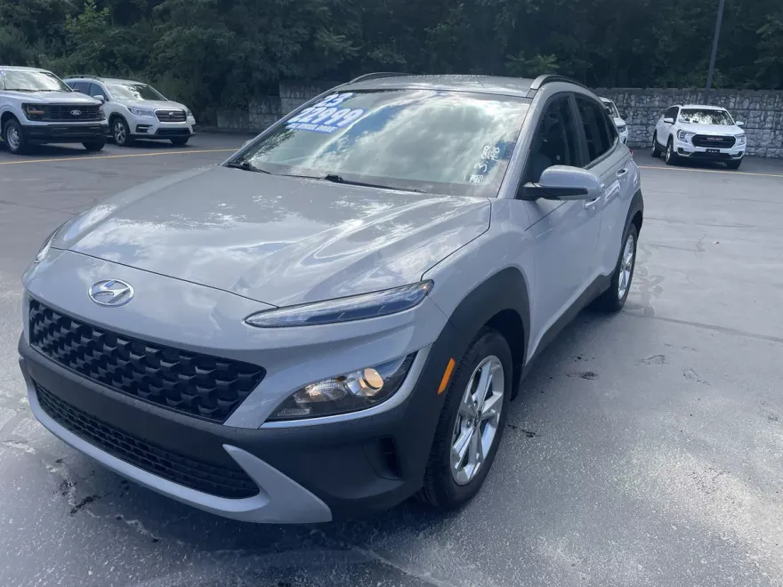 2023 Hyundai Kona SEL photo 1